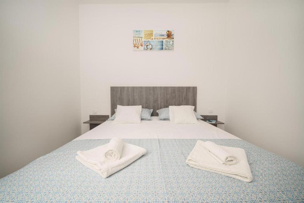 Apartments Dobrenic Vodice Esterno foto