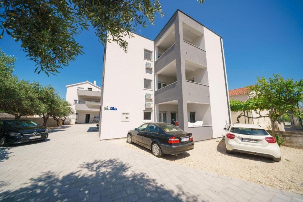 Apartments Dobrenic Vodice Esterno foto