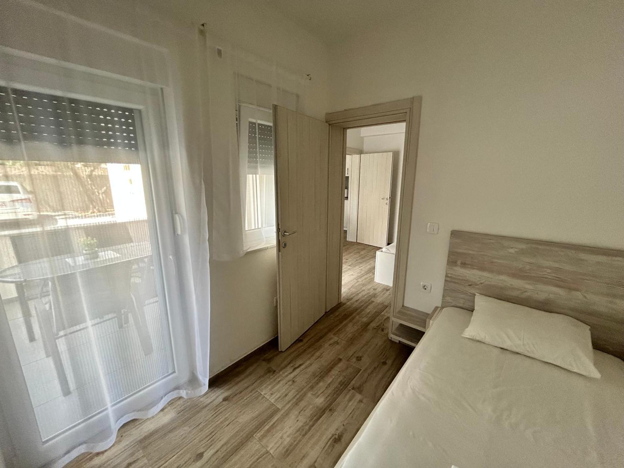 Apartments Dobrenic Vodice Esterno foto