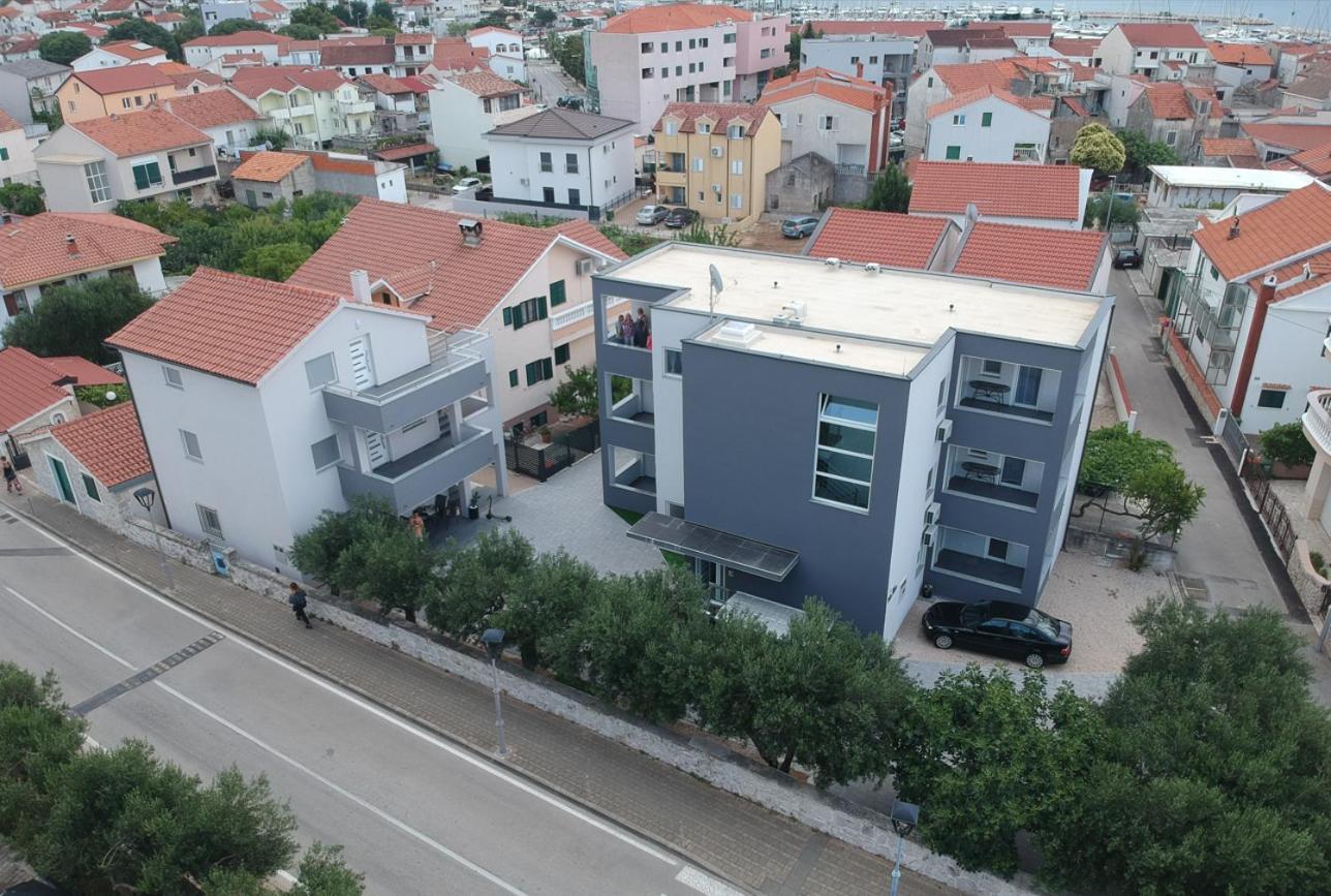 Apartments Dobrenic Vodice Esterno foto